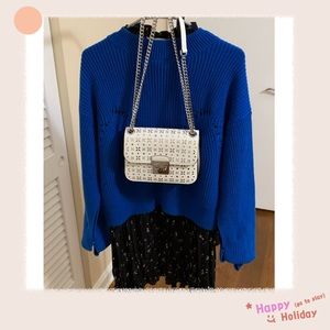 Authentic! Michael Kors crossbody bag.